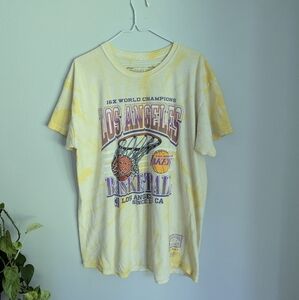 Mitchell & Ness Los Angeles Lakers TieDye Tshirt Yellow Adult Large Classics 109